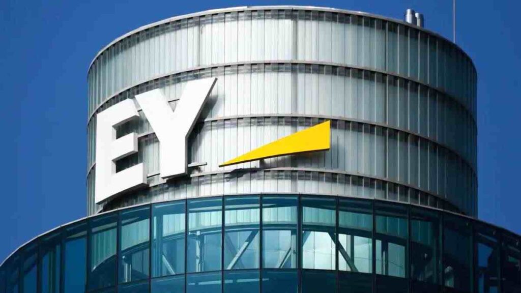 Ernst & Young (EY) hiring Graduates